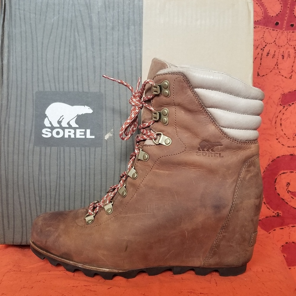 Sorel Conquest Wedge Boots